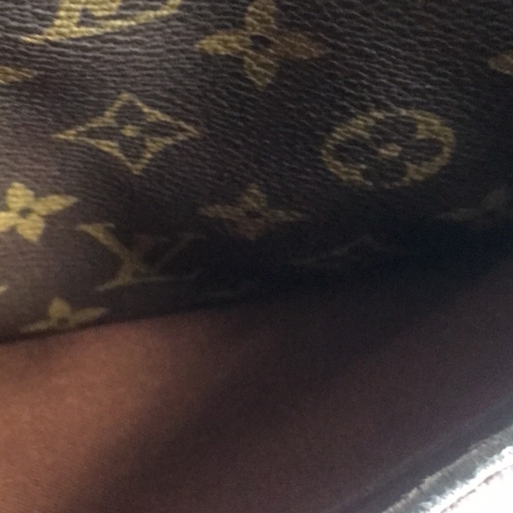 🖤 Pre-Loved Vintage Louis Vuitton Monogram Shoulder Bag – Timeless Classic 🖤 - Picture 9 of 16